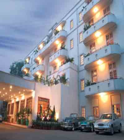 vivant hotel escorts Service in delhi